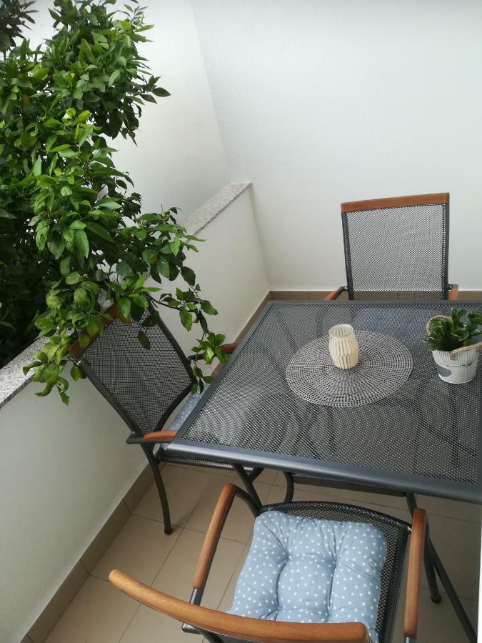Filip 2 Hotell Biograd Na Moru Exteriör bild