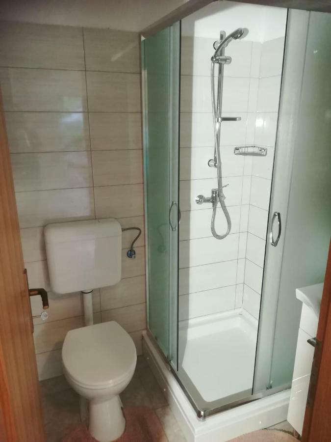 Filip 2 Hotell Biograd Na Moru Exteriör bild